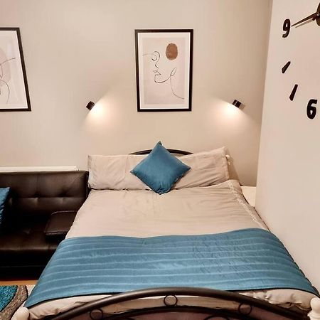 Stylish Apartment, Self Check-In, Ideal 4 Contractors, 25Mins To Gatwick Airport Thornton Heath Kültér fotó