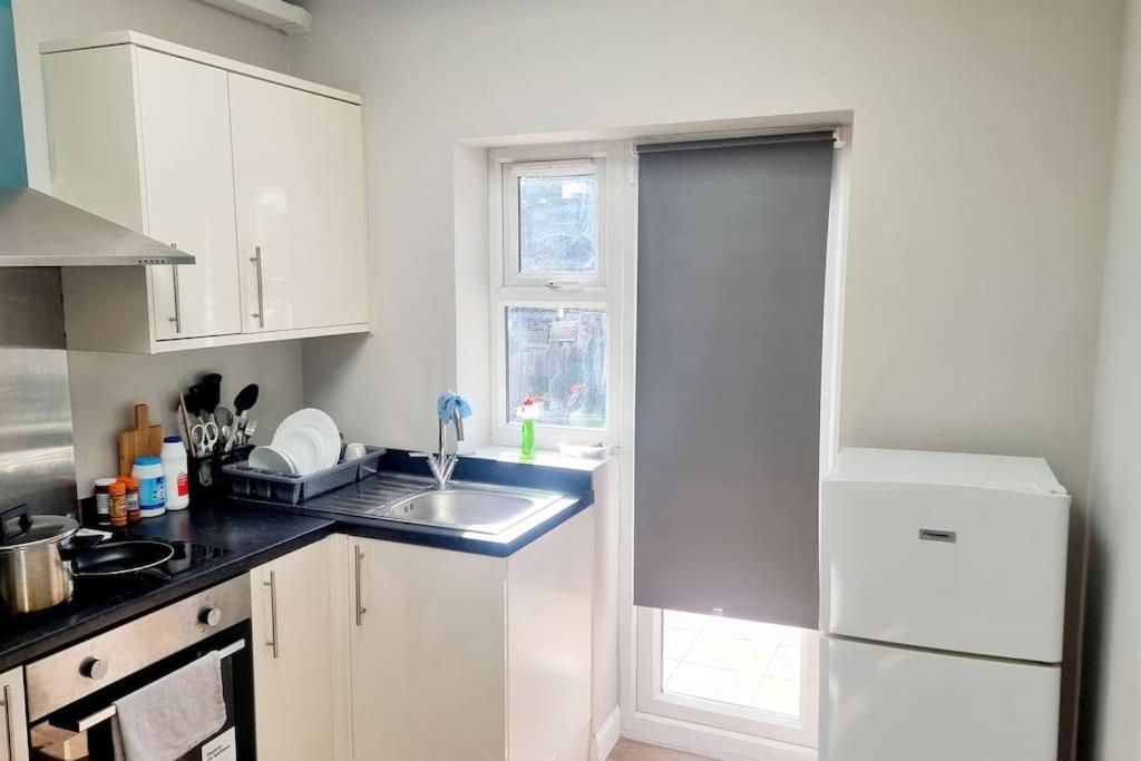 Stylish Apartment, Self Check-In, Ideal 4 Contractors, 25Mins To Gatwick Airport Thornton Heath Kültér fotó